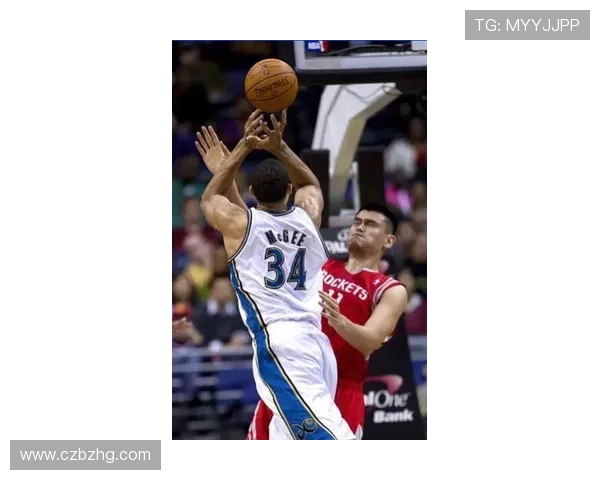 奇才队宣布裁掉两名后卫凯达里里奇蒙德与阿隆德斯的决定